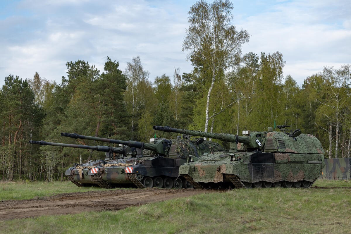 (2)250423_Panzerhaubitze-2000_Litauen_Kassette_95_layout